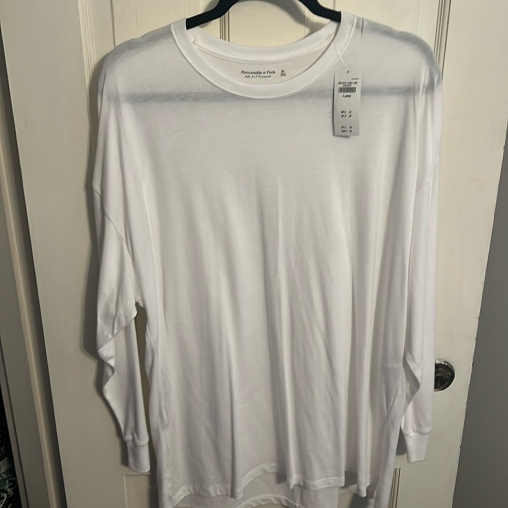 A&F long sleeve shirt